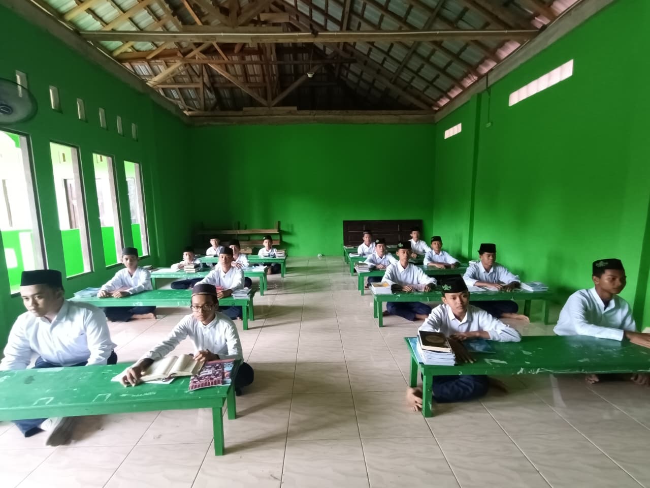 WhatsApp Image 2025-10-11 at 09.22.02